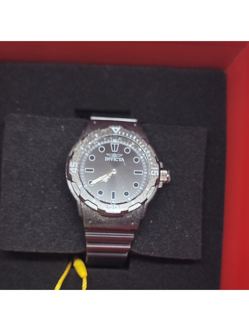98 Invicta womans Analog Black Dial Black Case Gray Plastic Band Wristwatch